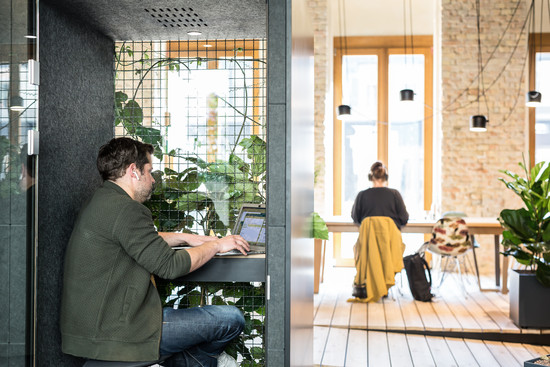 Telefonzelle im SteamWork Karlsruhe